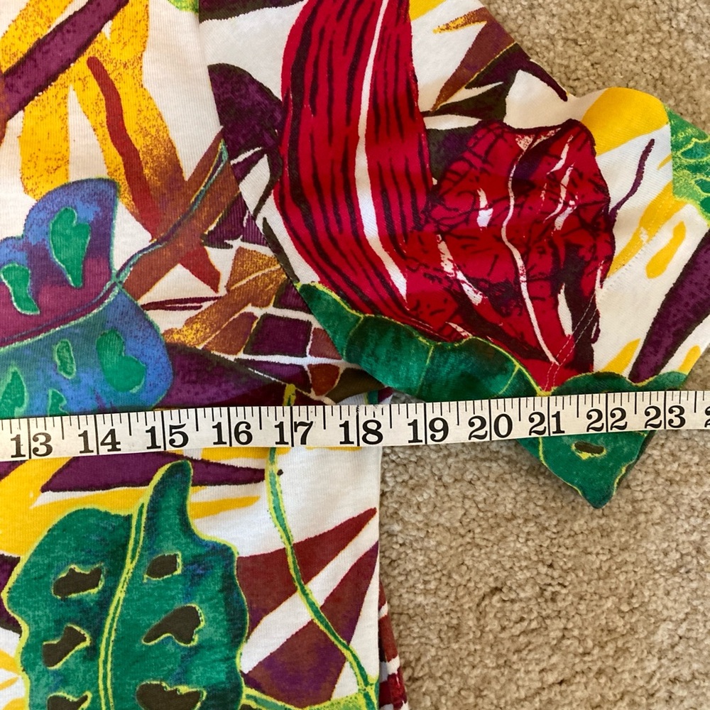 Chicos Tropical v neck stretch tee. Super comfy. Good condition. Size 2/Lg - Picture 4 of 6
